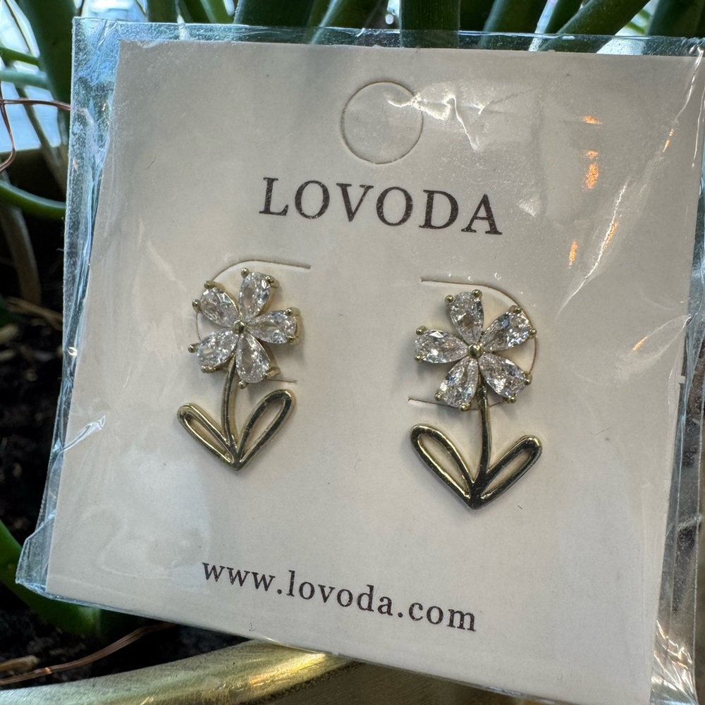 Gold and Crystal Flower Earrings